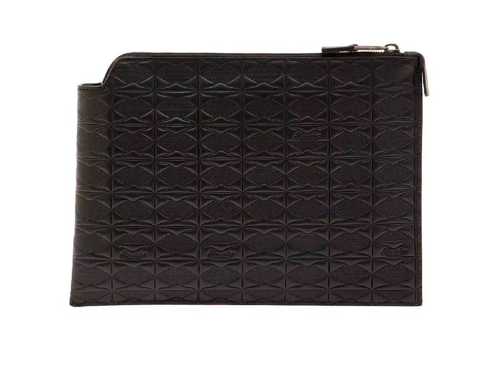 Pineider Pouch Medium in Embossed Empress Presa