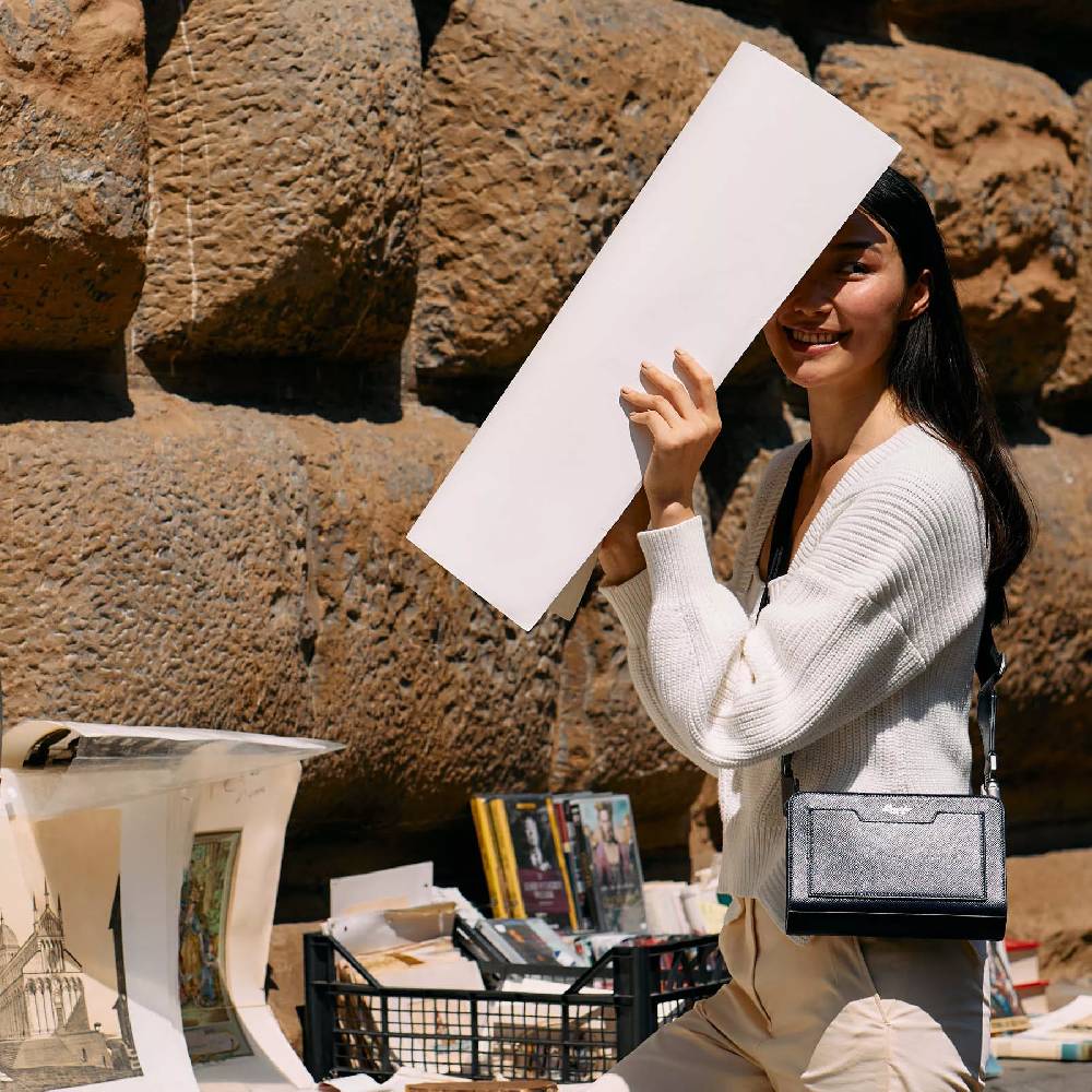 Pineider Odette Crossbody in Mini Franzi Novità