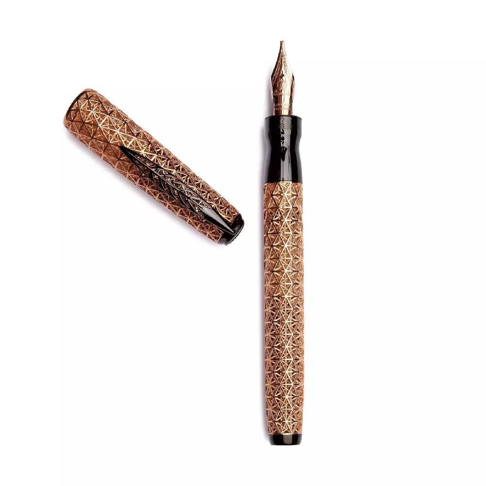 Pineider Penna Stilografica Psycho- Pennino in Oro 14KT