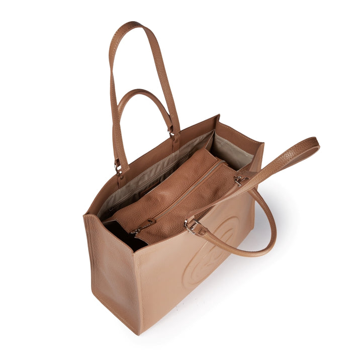 Roberta Gandolfi Roberta Pelle Large Borsa a mano in pelle con doppi spallacci per essere portata a spalla e tramezza 2025