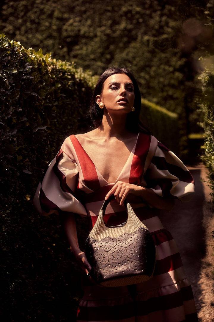 Roberta Gandolfi Giulia Handbag in rafia e pelle il pannello tagliato al laser è interamente cucito a mano con tracolla staccabile Saldi Di Fabbrica