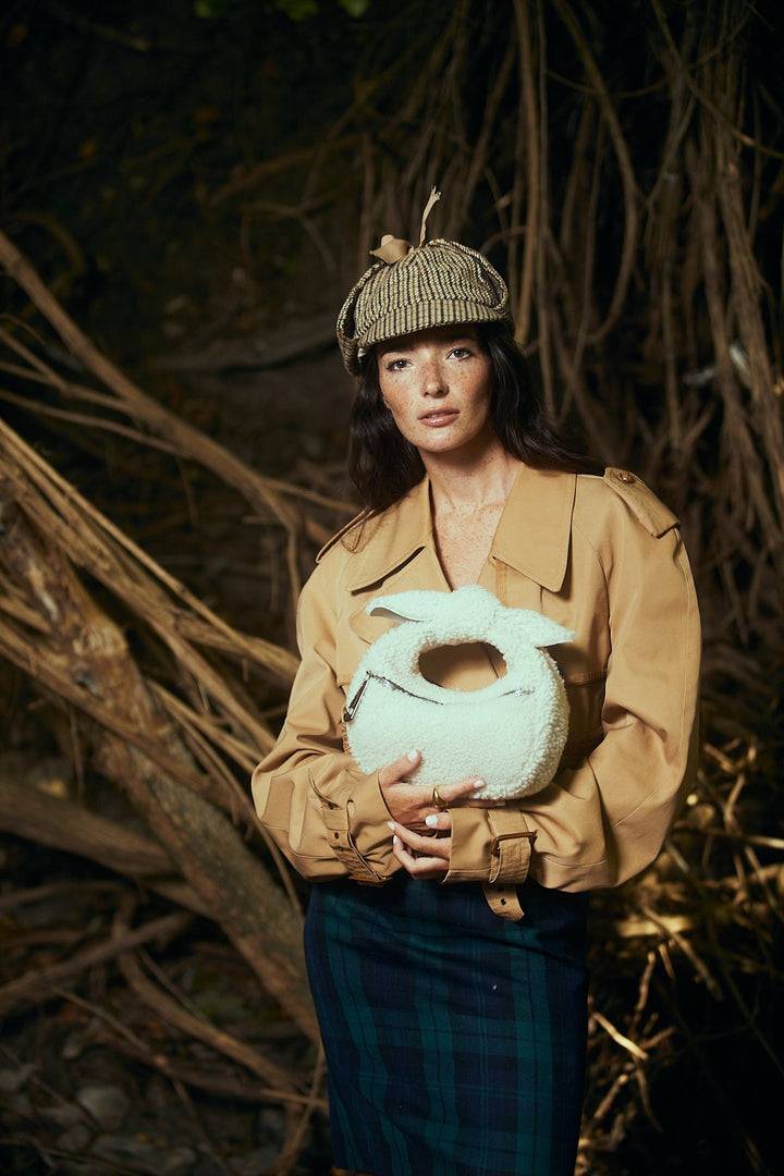 Roberta Gandolfi Bunny Teddy mini bag in shearling con tracolla in pelle staccabile Presa