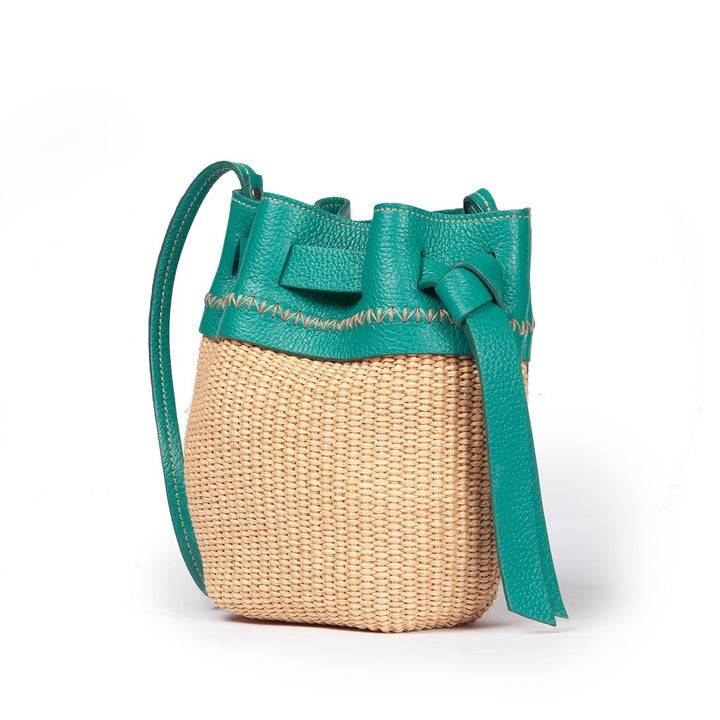 Roberta Gandolfi Ambra mini bucket in rafia e pelle martellata Offerta temporanea