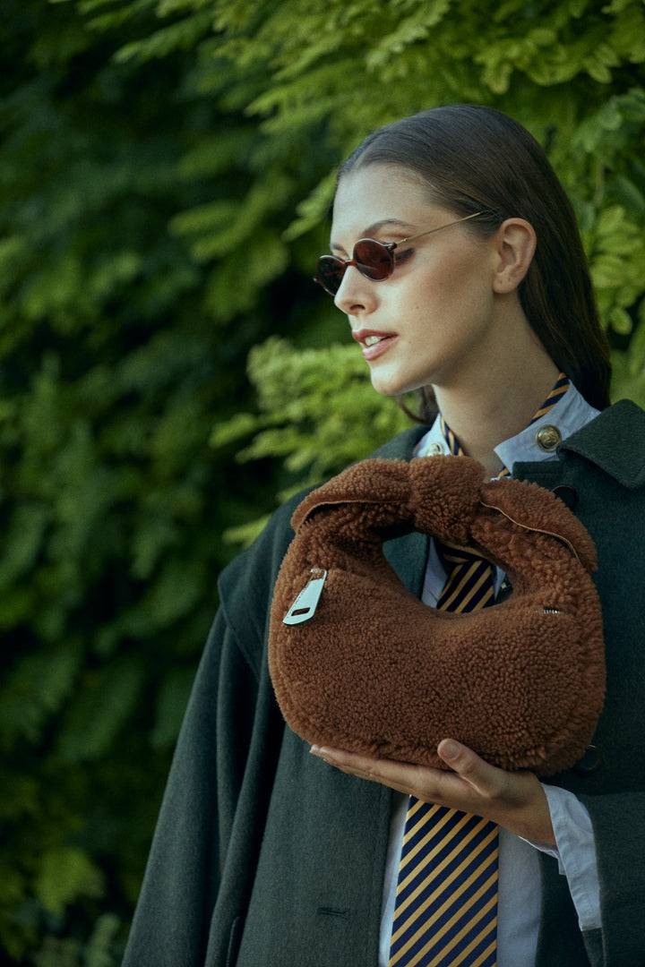 Roberta Gandolfi Bunny Teddy mini bag in shearling con tracolla in pelle staccabile Liquidazione