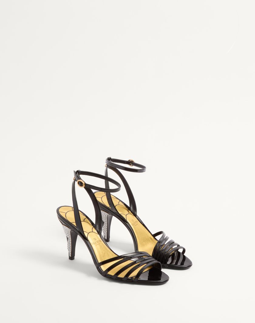 Valentino Handbags Sandalo Ladycrush In Vernice Con Cristalli 85mm per Donna in Nero/silver | Valentino IT Presa