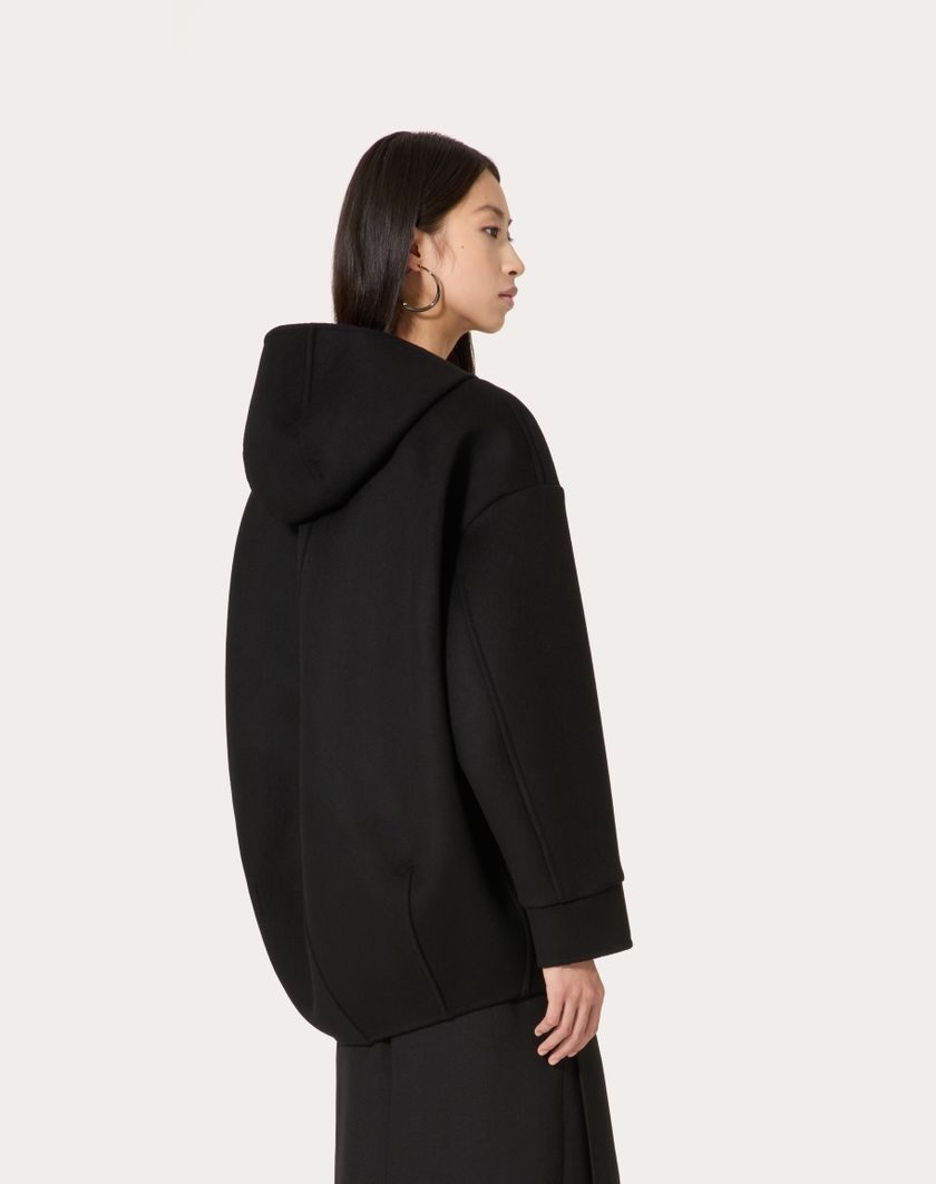 Valentino Handbags Caban In Compact Drap per Donna in Nero | Valentino IT Nuova