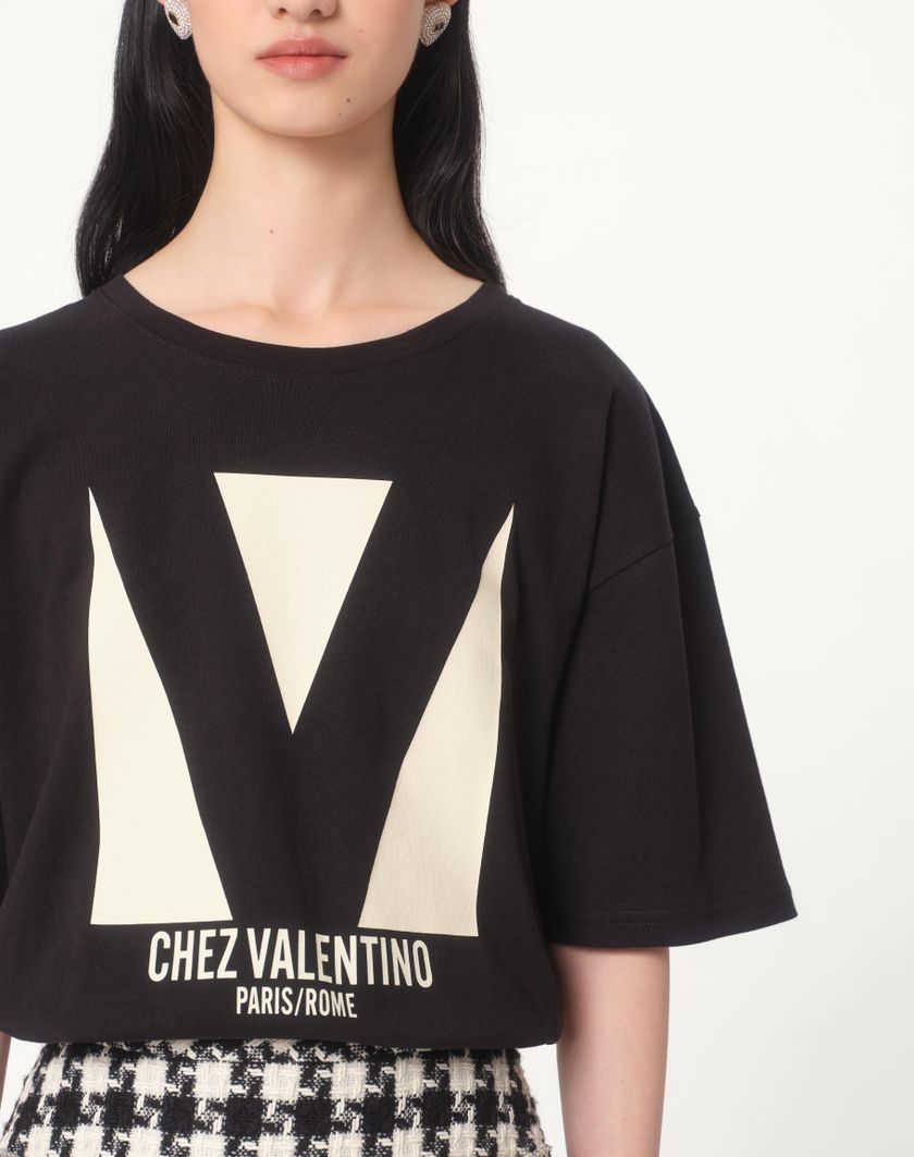 Valentino Handbags T-shirt In Jersey Cotton Con Stampa Chez Valentino per Donna in Nero | Valentino IT Only for today