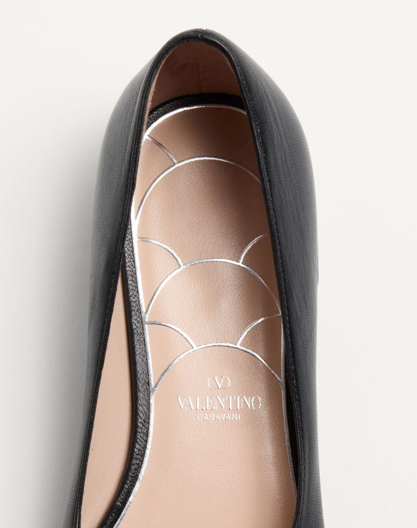 Valentino Handbags Ballerina Mary-jane Preshoes In Capretto Con Bottone Gioiello 20mm per Donna in Avorio/crystal/turchese | Valentino IT Offerta San Valentino