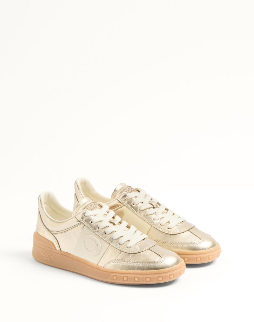 Valentino Handbags Sneaker Upvillage In Vitello Laminato Con Banda In Vitello Nappato per Donna in Bianco/platino | Valentino IT Vendita calda