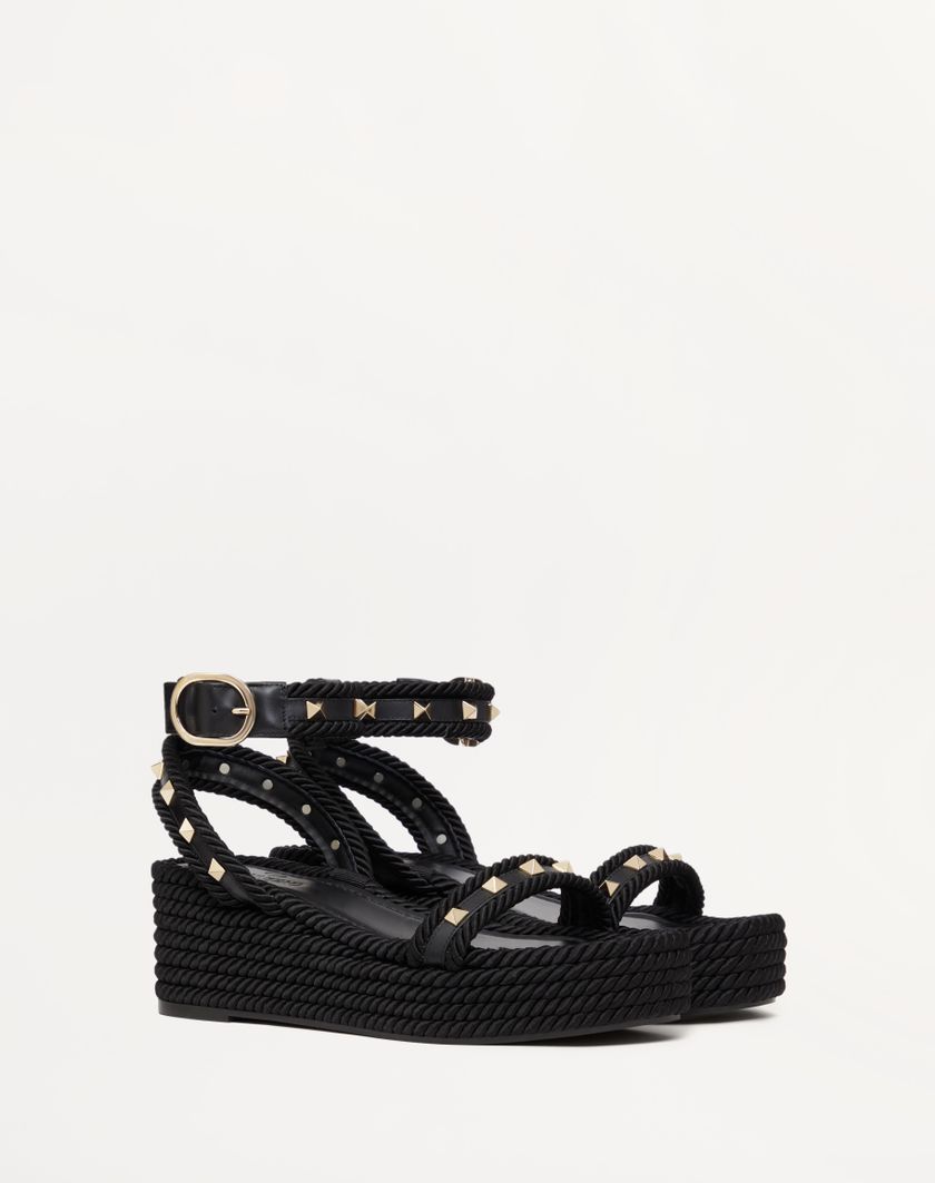 Valentino Handbags Sandalo Flatform Rockstud In Vitello 45mm per Donna in Nero | Valentino IT 2025