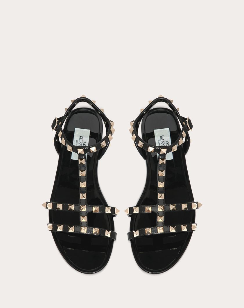 Valentino Handbags Sandalo Basso Rockstud In Gomma per Donna in Poudre | Valentino IT Spedizione Gratuita