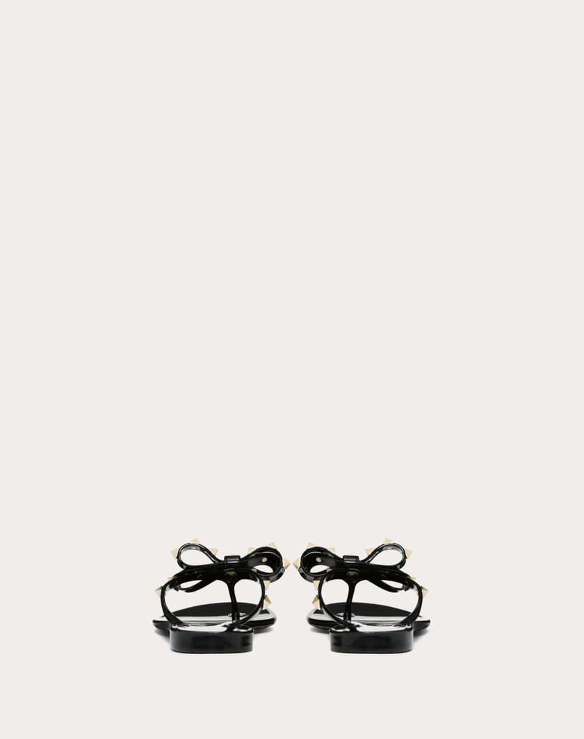 Valentino Handbags Infradito Rockstud In Gomma per Donna in Nero | Valentino IT Pezzi Unici