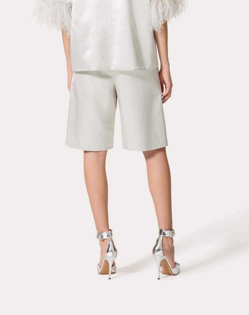 Valentino Handbags Bermuda In Satin De Soie per Donna in Smoky | Valentino IT Saldi