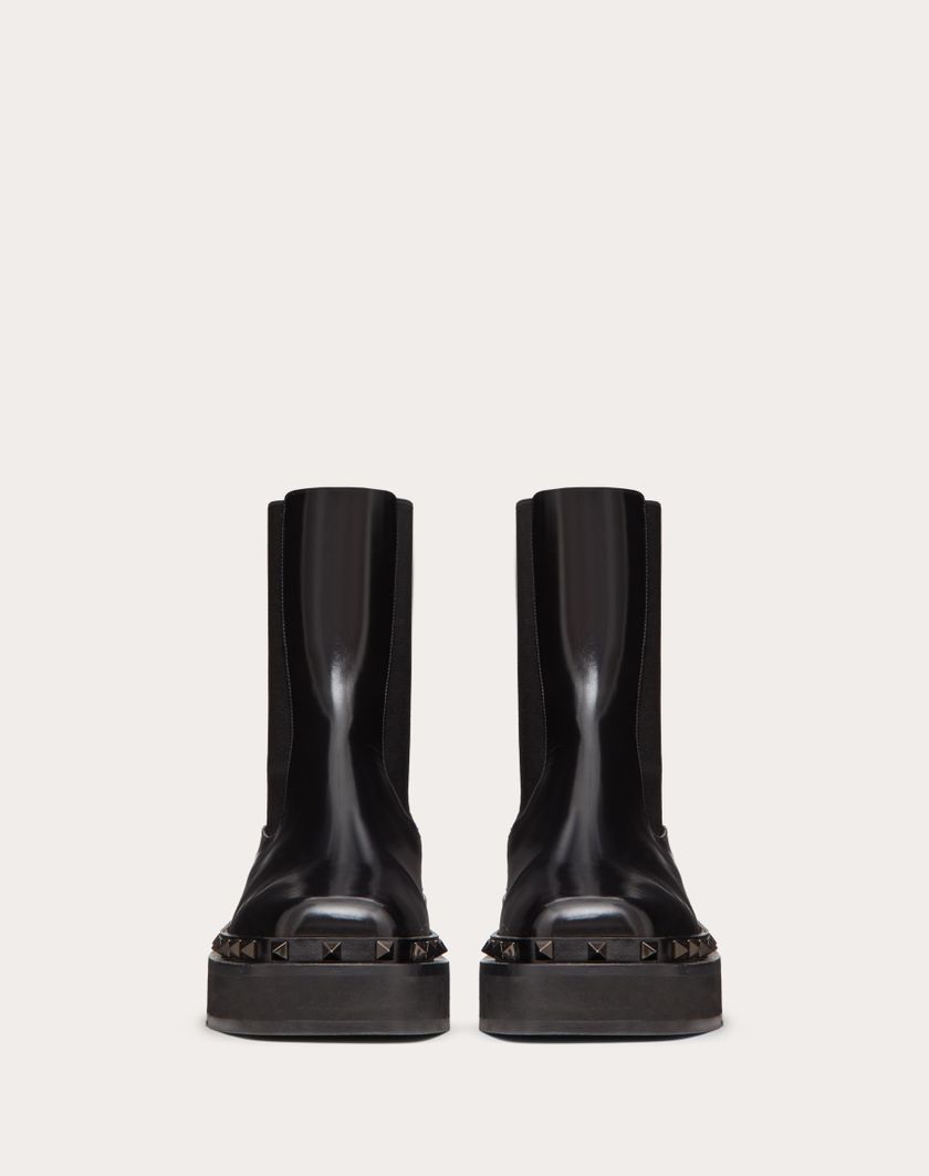 Valentino Handbags Beatle Rockstud M-way In Vitello E Borchie In Tono 50mm per Donna in Nero | Valentino IT Super sconto