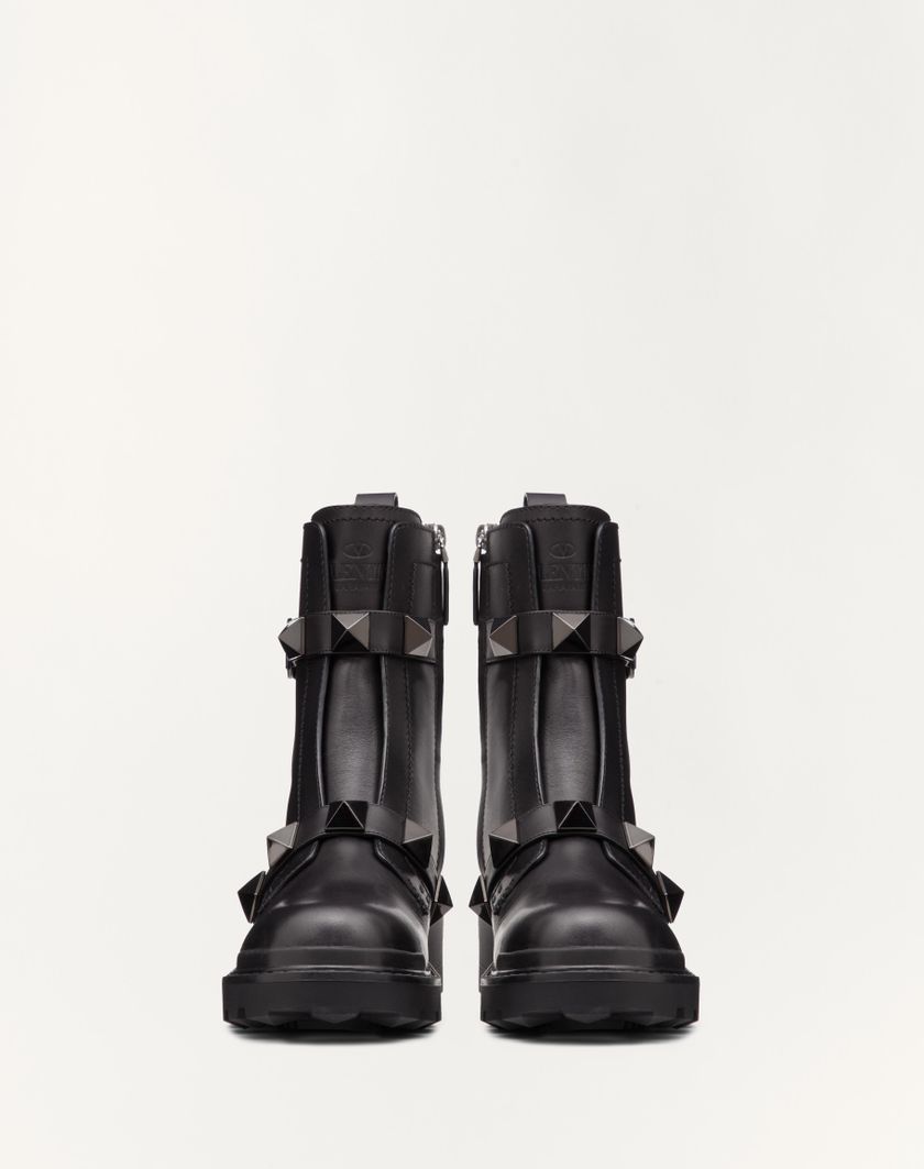 Valentino Handbags Combat Boot Roman Stud In Vitello E Borchie In Tono 40mm per Donna in Nero | Valentino IT Limitato a 3 giorni