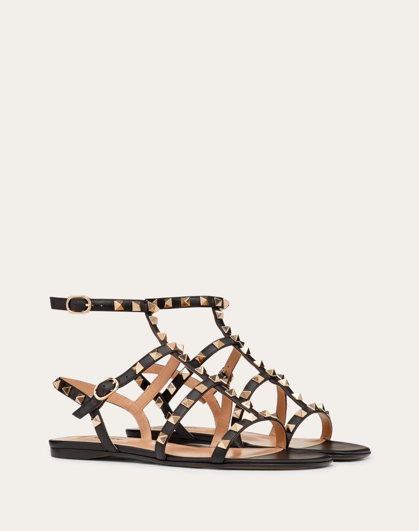 Valentino Handbags Sandalo Basso Rockstud In Vitello Con Cinturini per Donna in Nero | Valentino IT Qualità