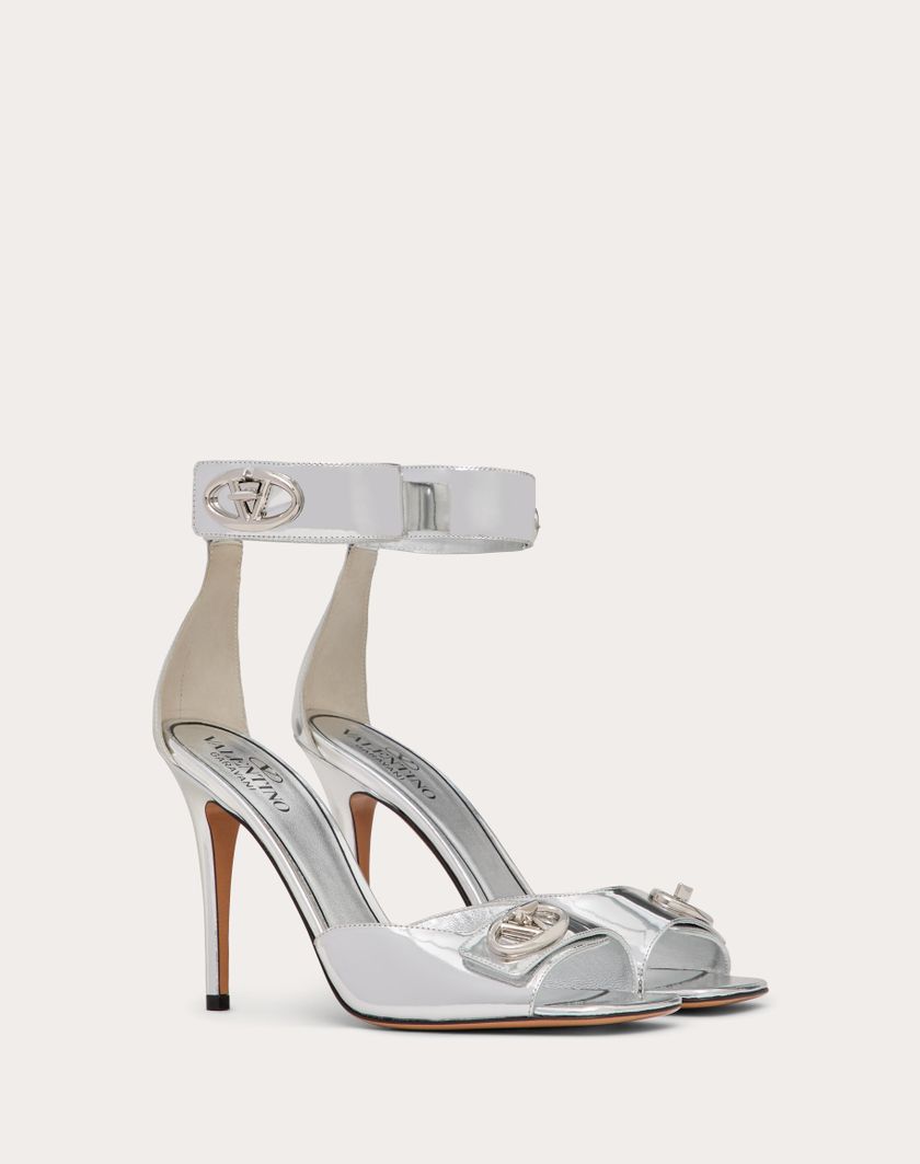 Valentino Handbags Sandalo Vlogo Locker In Vitello Specchio 105mm per Donna in Argento | Valentino IT Consegna Veloce