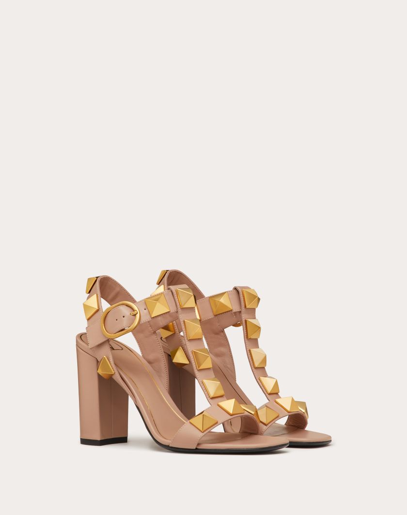 Valentino Handbags Sandalo Roman Stud In Vitello 90mm per Donna in Rose Cannelle | Valentino IT Shopping Online