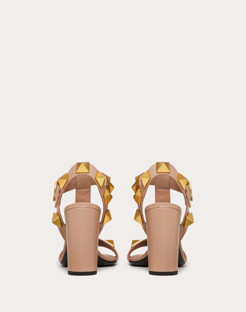 Valentino Handbags Sandalo Roman Stud In Vitello 90mm per Donna in Rose Cannelle | Valentino IT Shopping Online