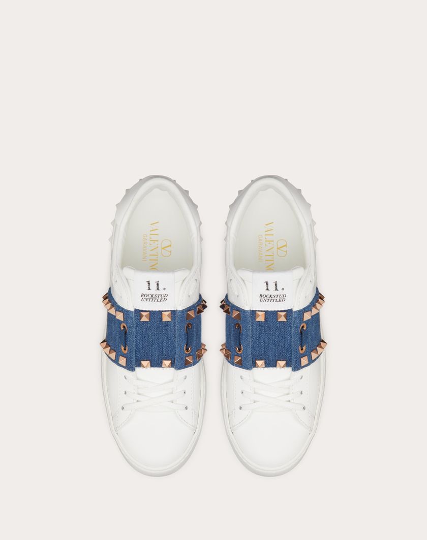 Valentino Handbags Sneaker Rockstud Untitled In Vitello Con Banda In Denim per Donna in Denim/bianco | Valentino IT Vendita Economica
