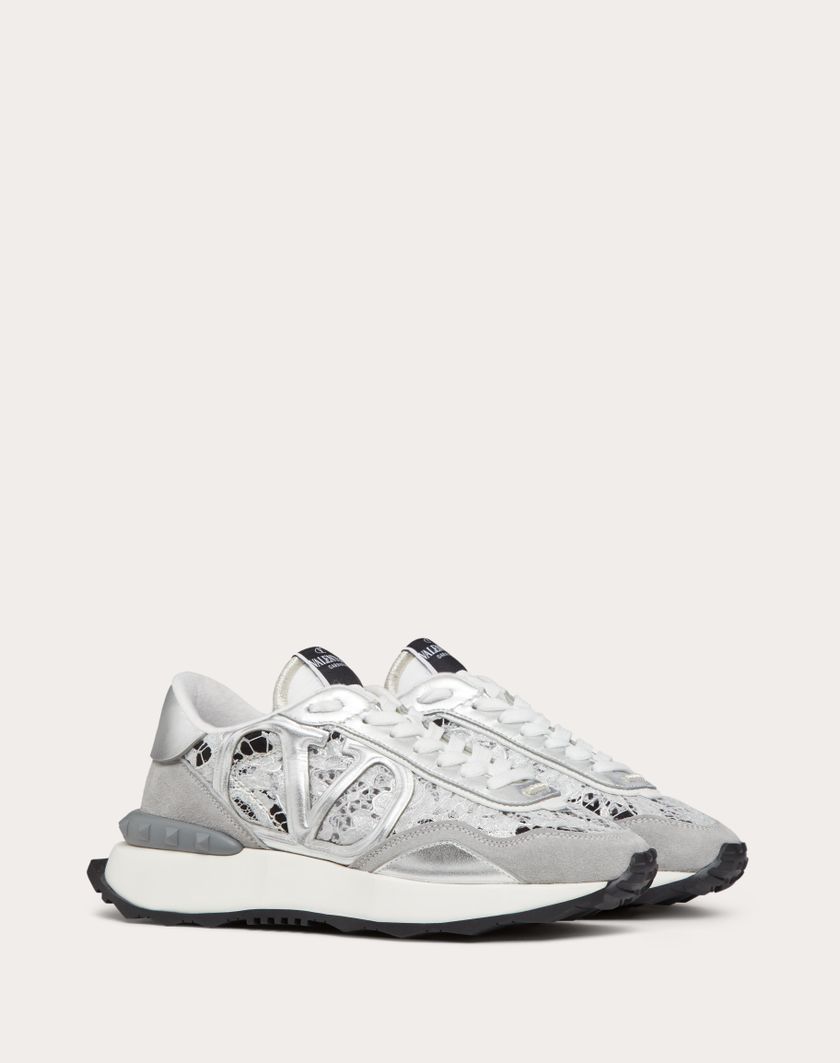 Valentino Handbags Sneaker Lacerunner In Pizzo E Mesh per Donna in Silver/pastel Grey | Valentino IT Prezzo di fabbrica