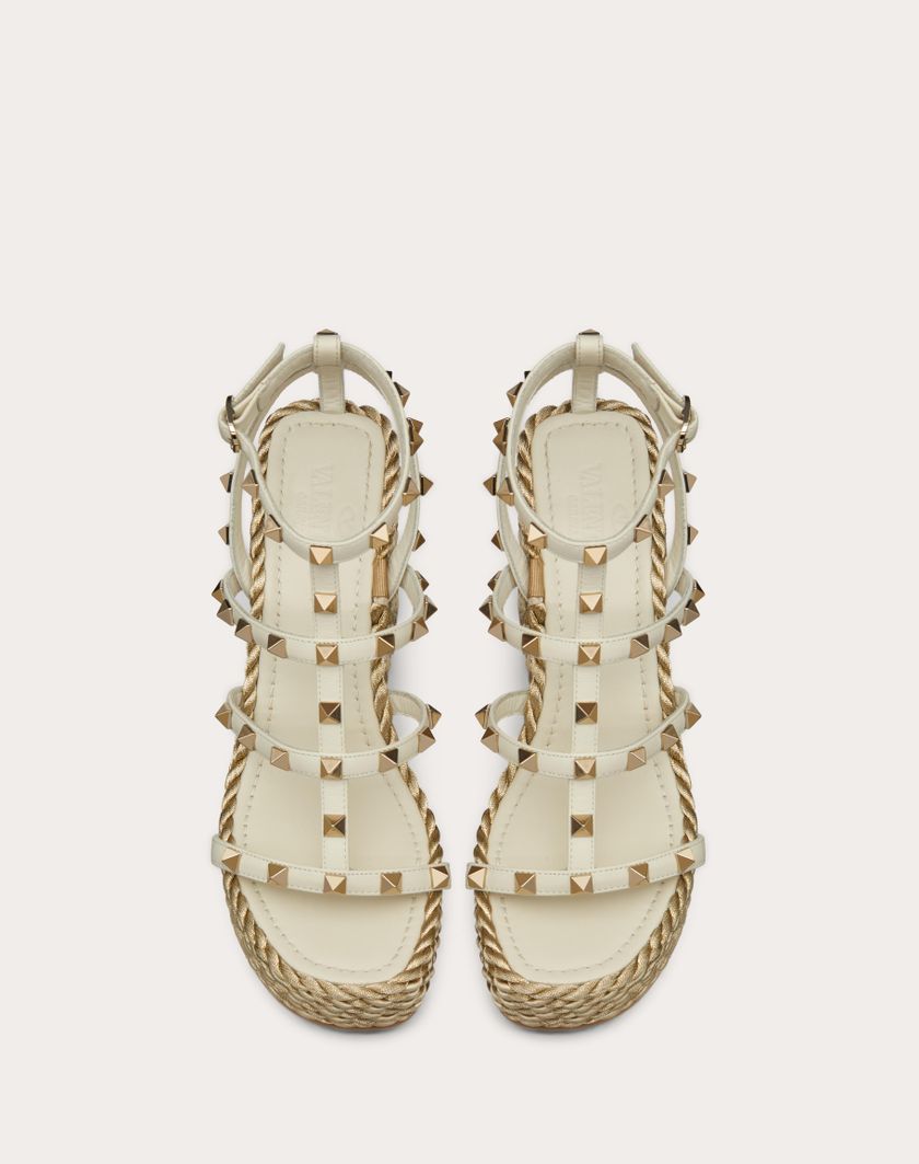 Valentino Handbags Sandalo Zeppa Rockstud In Vitello Con Cinturini 95mm per Donna in Light Ivory | Valentino IT Grande vendita