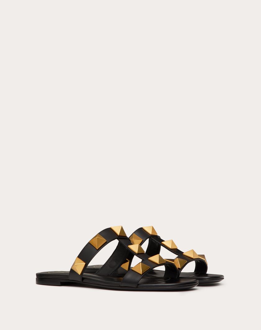 Valentino Handbags Sandalo Slide Basso Roman Stud In Vitello per Donna in Light Ivory | Valentino IT Offerta Pasqua