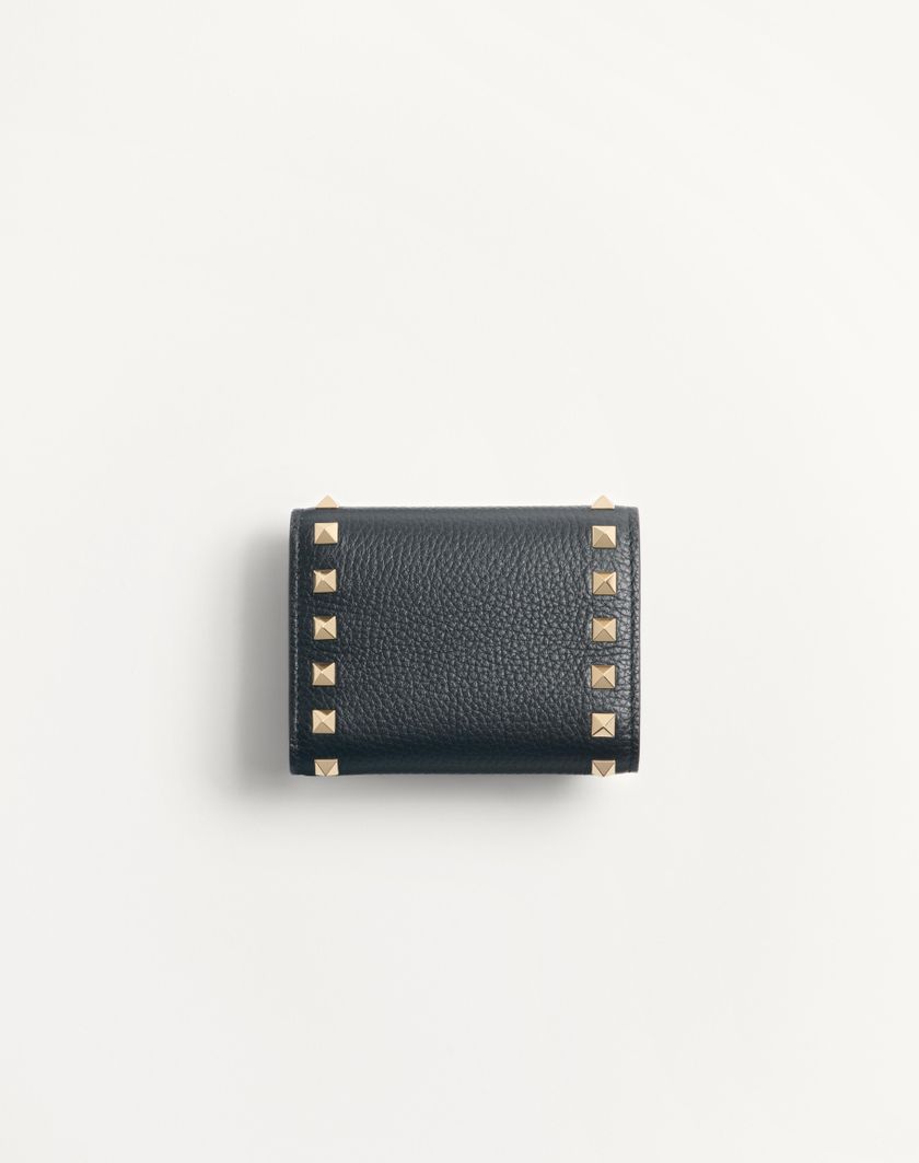 Valentino Handbags Portafoglio Trifold Rockstud In Vitello Granato per Donna in Nero | Valentino IT Offerta Pasqua