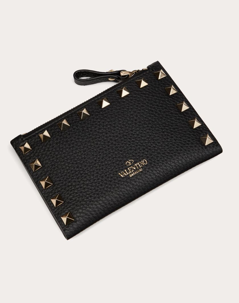 Valentino Handbags Portacarte Con Zip Rockstud In Vitello Granato per Donna in Poudre | Valentino IT Latest fashion