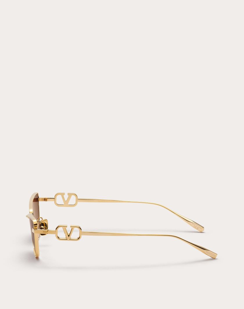 Valentino Handbags Vlogo Sign Occhiale Cat-eye In Titanio in Marrone | Valentino IT Fino al 55% di sconto